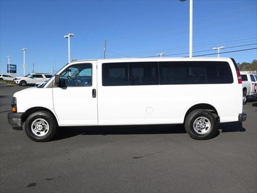 2022 Chevrolet Express 3500 RWD 3500 Extended Wheelbase LS