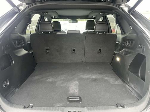 2022 Ford Edge ST Line