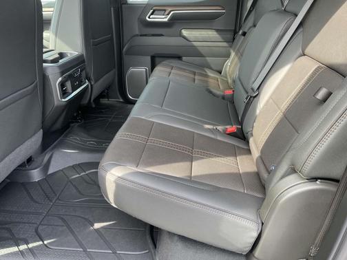 Black 2026 Chevrolet Silverado 1500 High Country