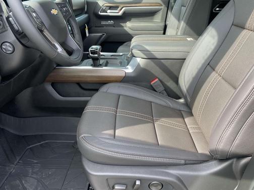 Black 2026 Chevrolet Silverado 1500 High Country