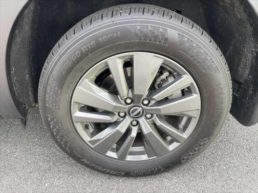 2024 Nissan Pathfinder SV 4WD