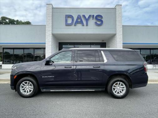 2023 Chevrolet Suburban LT