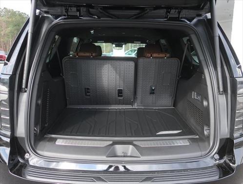 2025 Chevrolet Suburban 2WD High Country