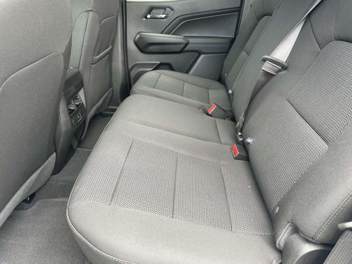 2025 Chevrolet Colorado LT