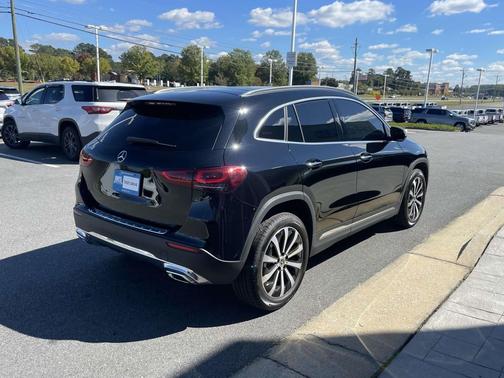 2022 Mercedes-Benz GLA 250 Base