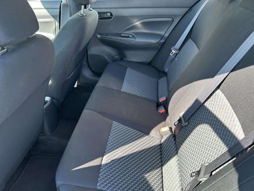 Super Black 2024 Nissan Versa 1.6 S