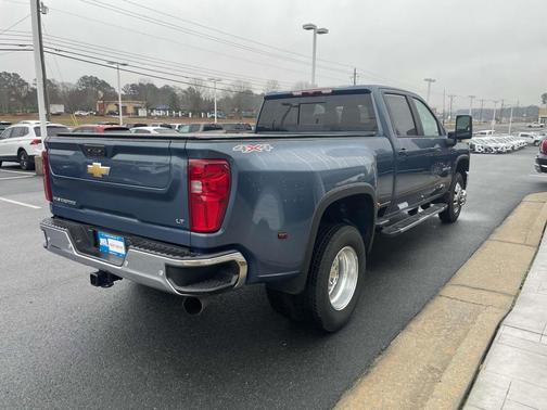 2025 Chevrolet Silverado 3500 LT