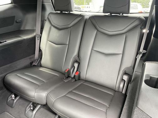 2025 Cadillac XT6 Premium Luxury FWD