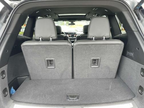 2025 Cadillac XT6 Premium Luxury FWD