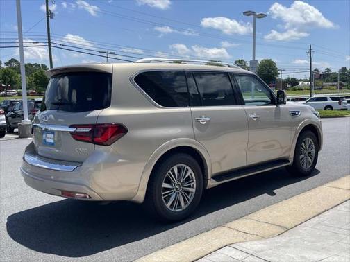 2024 INFINITI QX80 Luxe