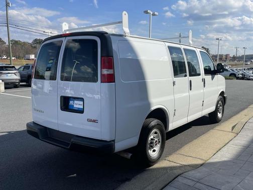 2018 GMC Savana 2500 Work Van