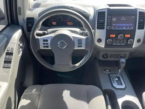 2021 Nissan Frontier SV
