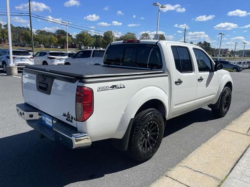 2021 Nissan Frontier SV