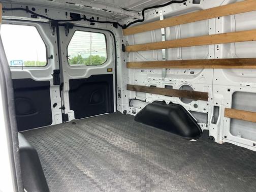 Oxford White 2021 Ford Transit-250 Base