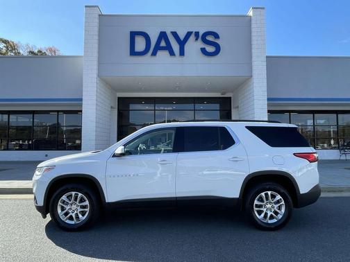 2021 Chevrolet Traverse LT Cloth