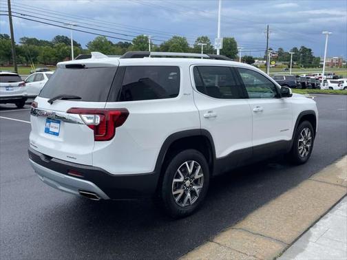 2023 GMC Acadia AWD SLT