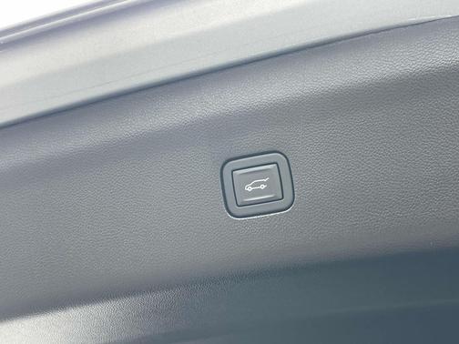 Moonstone Gray Metallic 2024 Buick Enclave Essence FWD