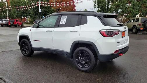 2023 Jeep Compass Trailhawk