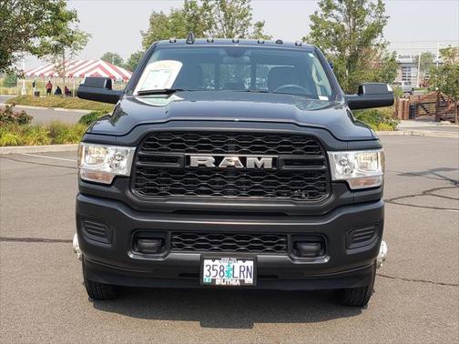 Granite Crystal Metallic Clearcoat 2019 RAM 3500 Tradesman