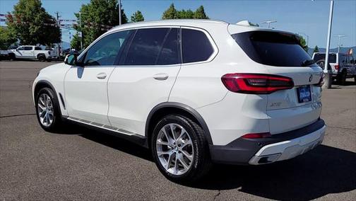 2023 BMW X5 sDrive40i