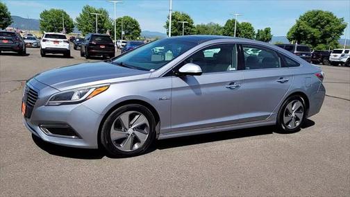 2016 Hyundai SONATA Hybrid Limited
