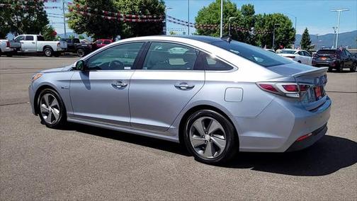 2016 Hyundai SONATA Hybrid Limited