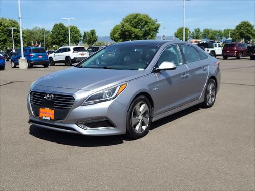 2016 Hyundai SONATA Hybrid Limited