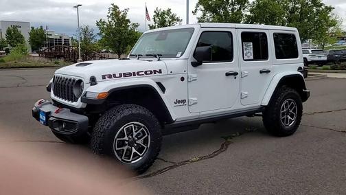Bright White Clearcoat 2026 Jeep Wrangler Rubicon