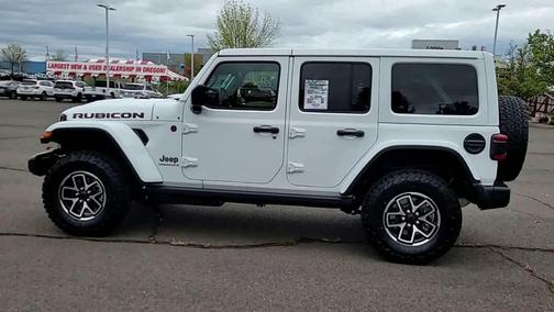 Bright White Clearcoat 2026 Jeep Wrangler Rubicon