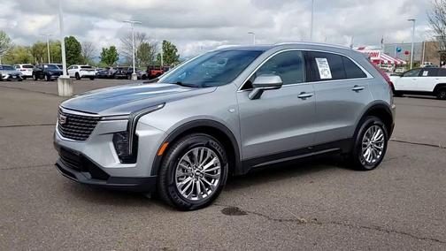 Argent Silver Metallic 2024 Cadillac XT4 Premium Luxury