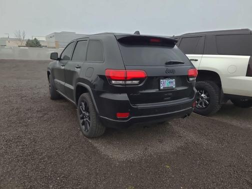 2020 Jeep Grand Cherokee Altitude