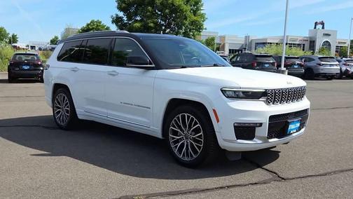 Bright White Clear Coat 2023 Jeep Grand Cherokee L Summit Reserve