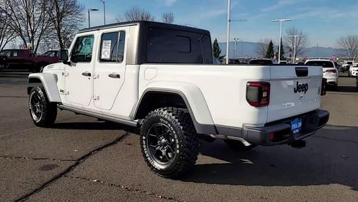 2026 Jeep Gladiator Willys