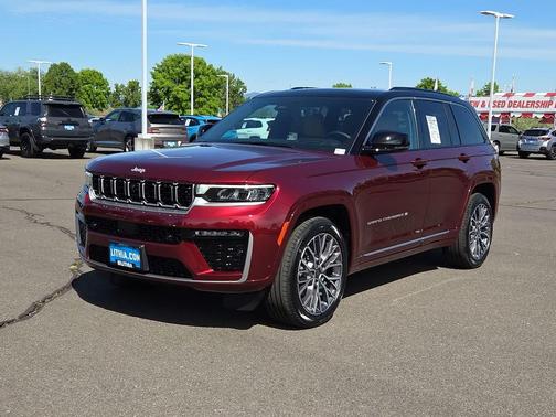 Velvet Red Pearlcoat 2026 Jeep Grand Cherokee Summit