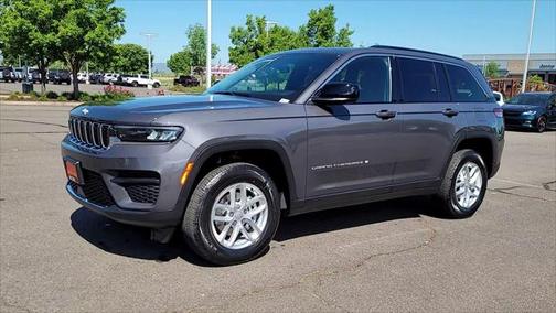 2025 Jeep Grand Cherokee Laredo