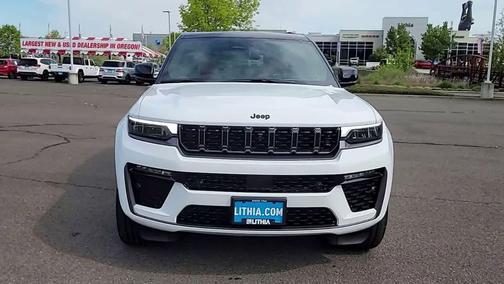 bright white clearcoat 2026 Jeep Grand Cherokee Summit