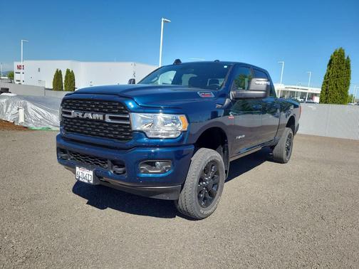 Patriot Blue Pearlcoat 2023 RAM 2500 Big Horn