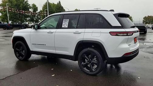 2025 Jeep Grand Cherokee Altitude