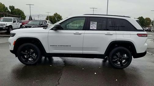 2025 Jeep Grand Cherokee Altitude