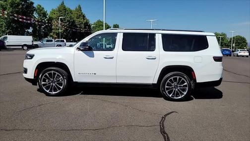 2023 Jeep Wagoneer L Series III