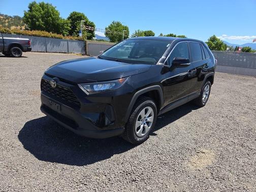 Midnight Black Metallic 2022 Toyota RAV4 LE