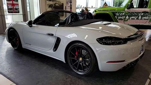 2024 Porsche 718 Boxster GTS 4.0