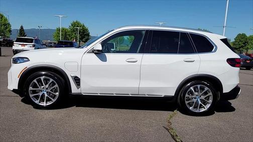 2025 BMW X5 xDrive50e