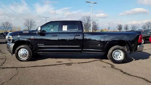 2026 RAM 3500 Limited