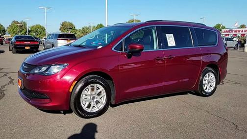 2021 Chrysler Voyager LXI