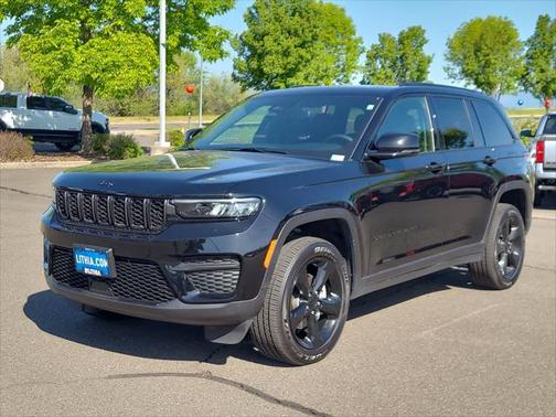 2024 Jeep Grand Cherokee Altitude