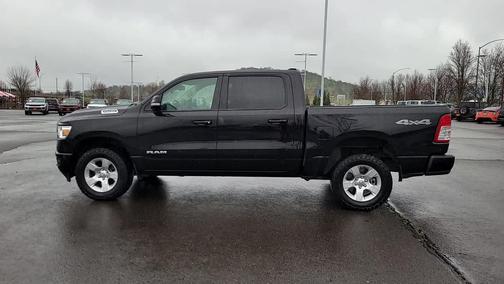 Diamond Black Crystal Pearlcoat 2019 RAM 1500 Big Horn