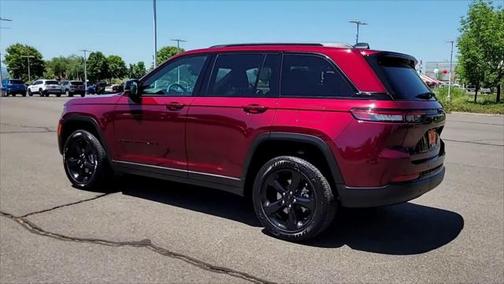2025 Jeep Grand Cherokee Altitude