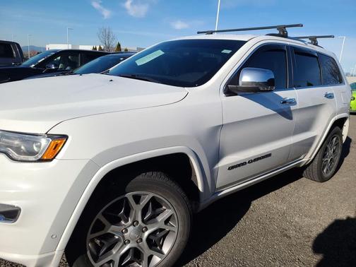2020 Jeep Grand Cherokee Overland