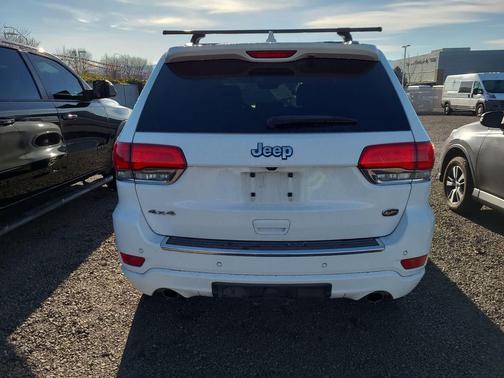 2020 Jeep Grand Cherokee Overland